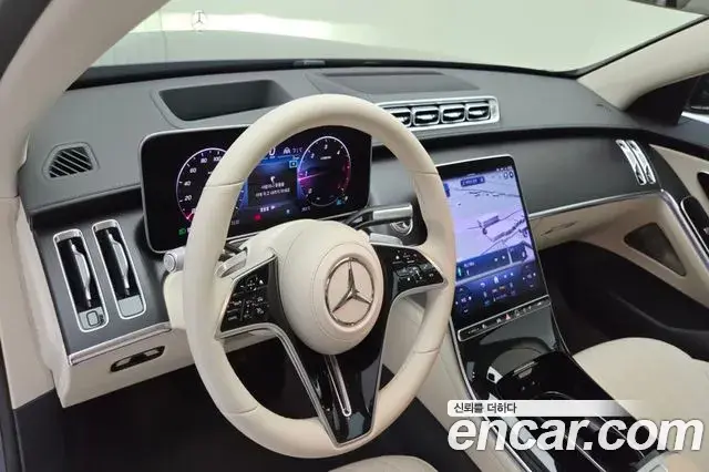 Mercedes-Benz S-Class 2025 — Фото 13/18