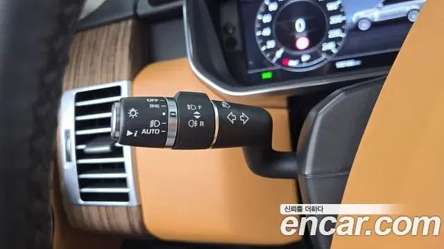 Land Rover Range Rover 2021 — Photo 7/41