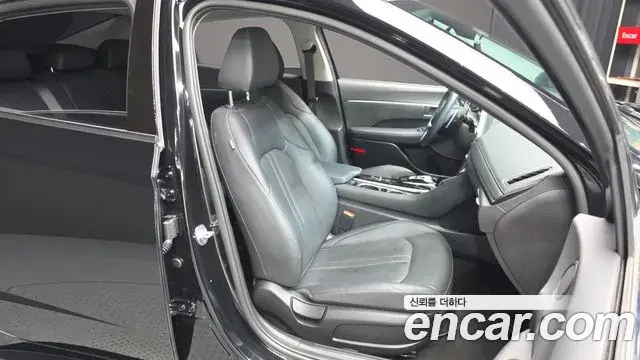 Hyundai Sonata 2021 — Фото 12/20
