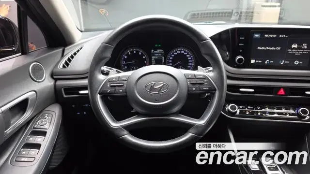 Hyundai Sonata 2021 — Фото 13/20