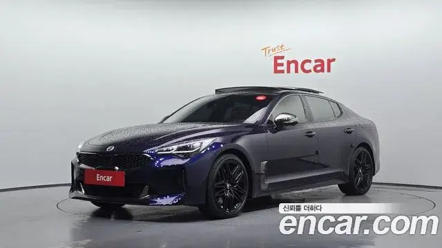 Kia Stinger 2020 — Фото 1/20