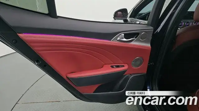 Kia Stinger Meister 2020 — ფოტო 23/36