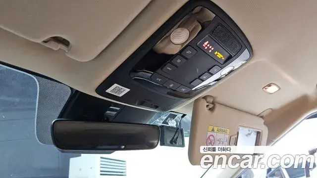Kia Carnival 2021 — Фото 17/20