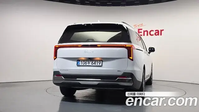 Kia Carnival 2025 — ფოტო 27/35