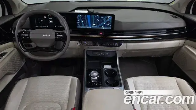 Kia Carnival 2025 — ფოტო 18/35
