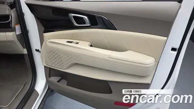 Kia Carnival 2025 — ფოტო 14/35