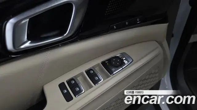 Kia Carnival 2025 — ფოტო 22/35