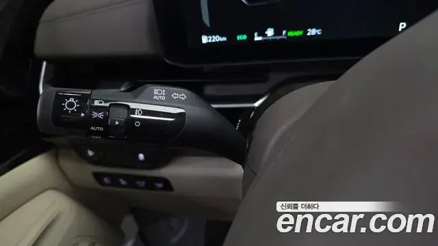 Kia Carnival 2025 — ფოტო 11/35