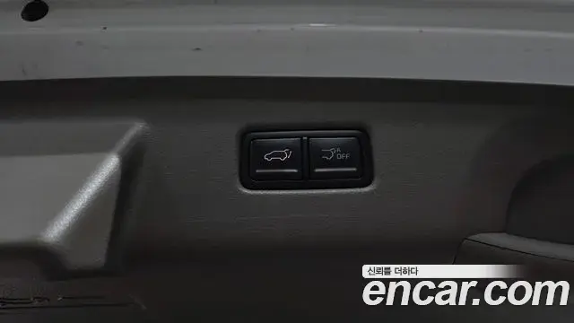 Kia Carnival 2025 — ფოტო 33/35