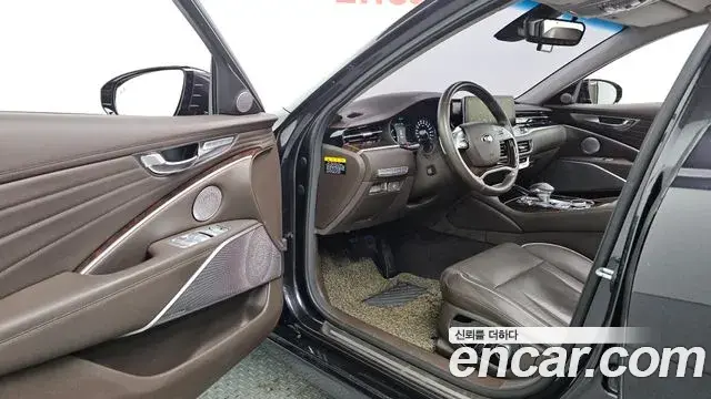 Kia The K9 2018 — Photo 10/20