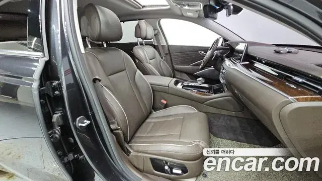 Kia The K9 2018 — Photo 12/20