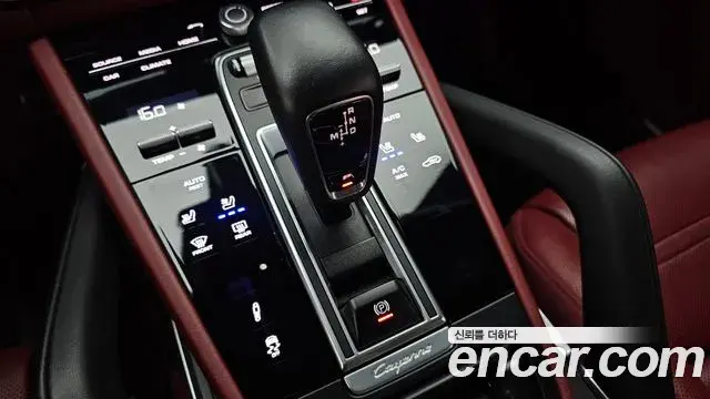 Porsche Cayenne 2020 — Фото 9/20