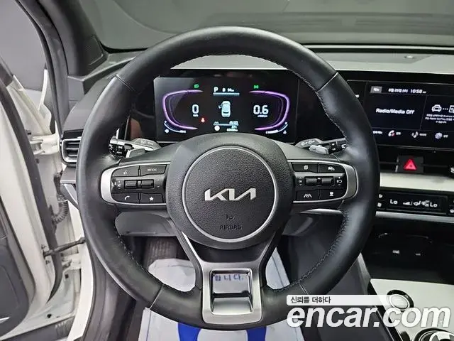 Kia Sportage 2022 — Фото 8/20