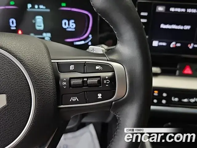 Kia Sportage 2022 — Фото 9/20