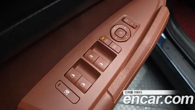 Kia Sportage 2025 — Photo 10/33