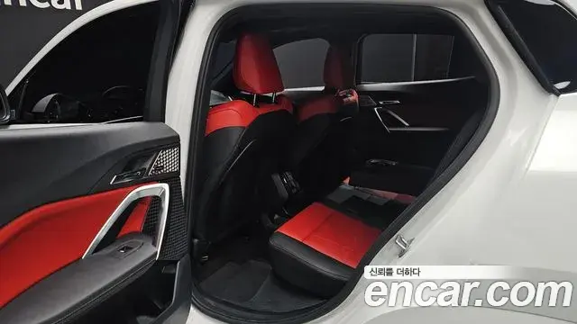 BMW X2 2025 — Фото 12/20