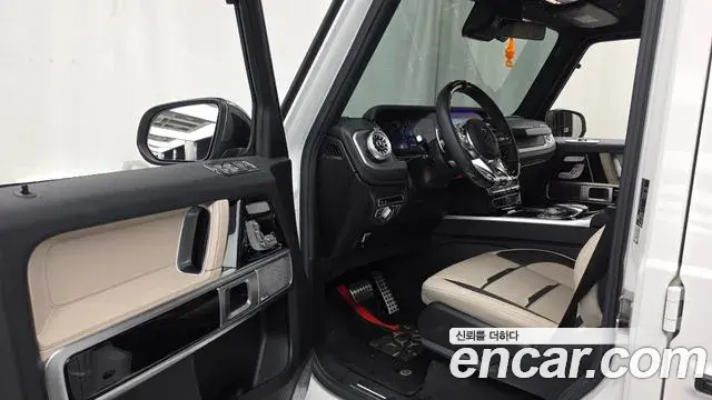 Mercedes-Benz G-Class 2020 — Фото 10/20