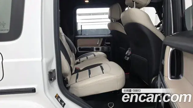 Mercedes-Benz G-Class 2020 — Фото 12/20