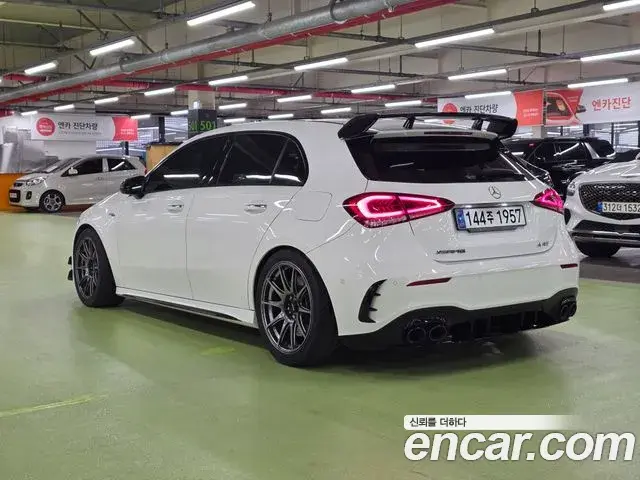 Mercedes-Benz A-Class 2021 — Фото 5/20