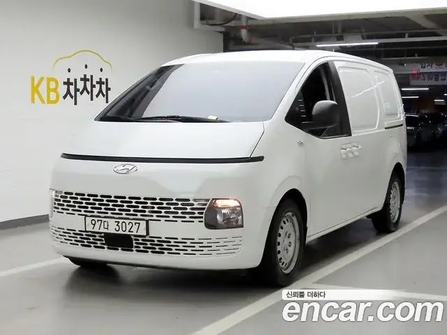 Hyundai Staria 2021 — Фото 18/18