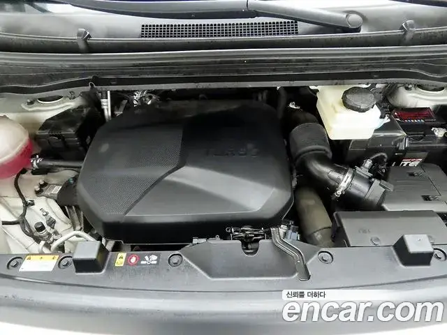 Hyundai Staria 2021 — Фото 17/18