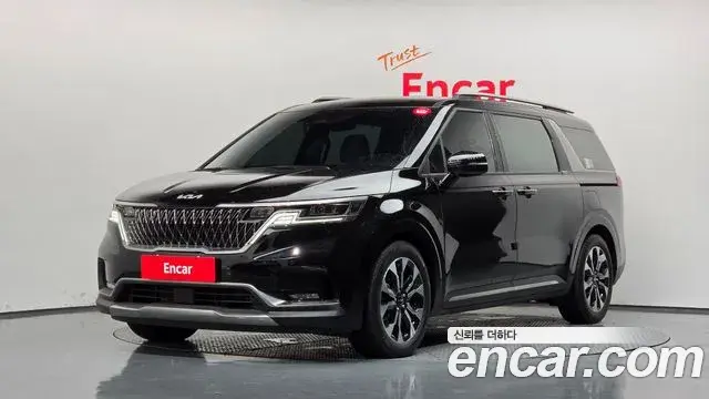 Kia Carnival 2021 — Фото 1/20