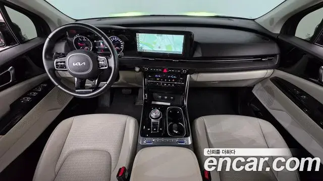 Kia Carnival 2021 — Фото 7/20