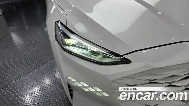 Kia K8 2021 — Şəkil 21/33