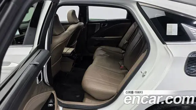 Kia K8 2021 — Şəkil 33/33