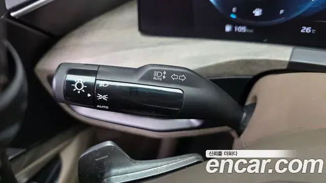 Kia K8 2021 — Şəkil 10/33