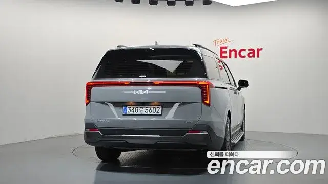 Kia Carnival 2025 — Фото 4/20