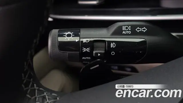 Kia Carnival 2025 — Şəkil 3/37