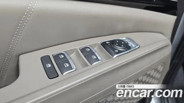 Kia Carnival 2025 — Şəkil 36/37