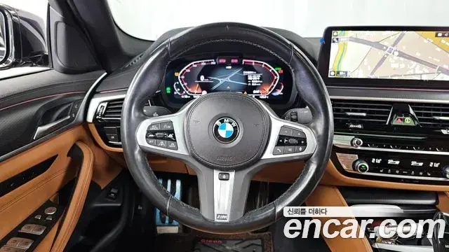 BMW 5 Series 2023 — Фото 13/20