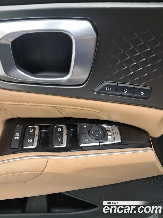 Kia Sorento 2022 — Фото 13/17