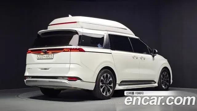 Kia Carnival 2023 — Photo 2/20