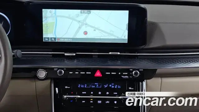 Kia Carnival 2023 — Photo 14/20