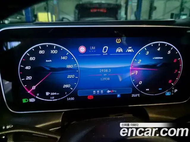 Mercedes-Benz GLC-Class 2025 — Фото 10/13