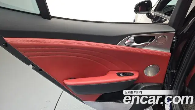 Kia Stinger Meister 2020 — Photo 29/33
