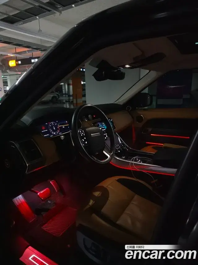 Land Rover Range Rover Sport 2018 — Фото 4/14