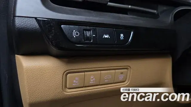 Kia Carnival 2021 — Фото 14/20