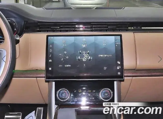 Land Rover Range Rover 2023 — Фото 10/20