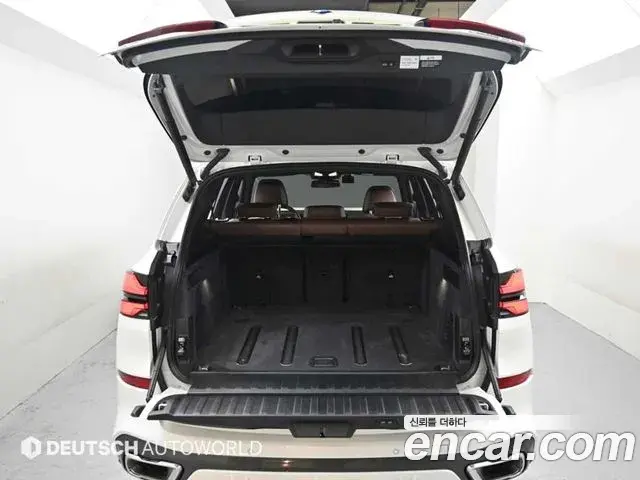 BMW X5 2025 — Фото 19/20