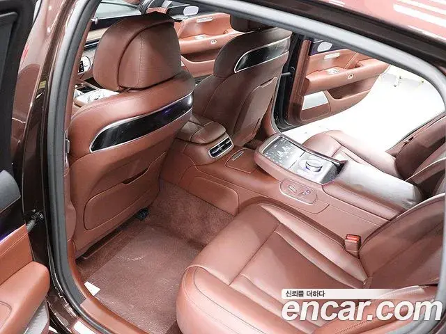 Genesis G90 2022 — Фото 10/20
