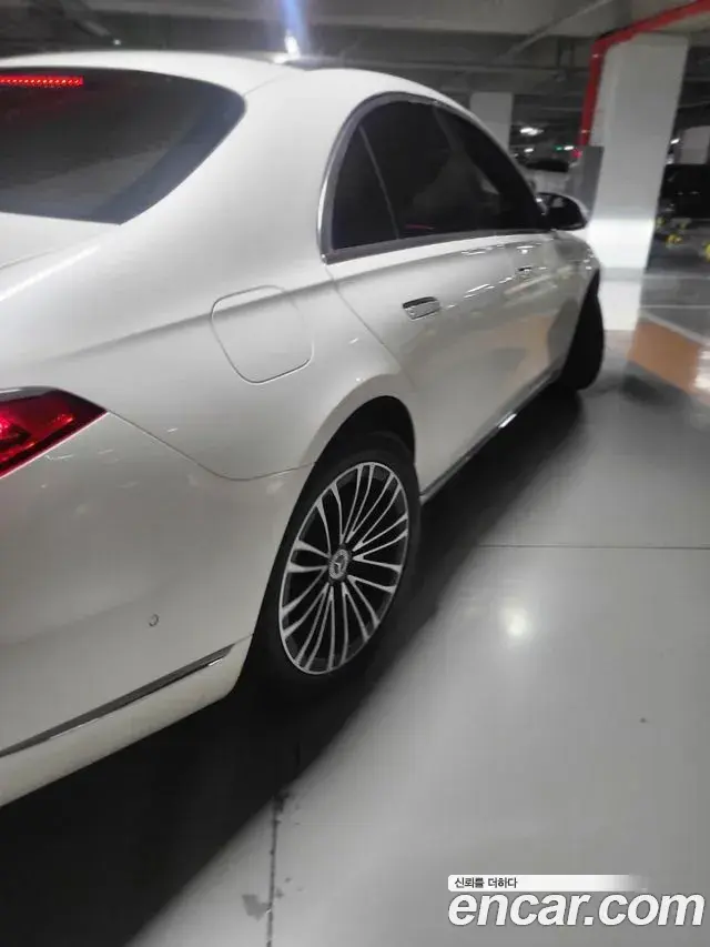 Mercedes-Benz S-Class 2022 — Фото 2/20