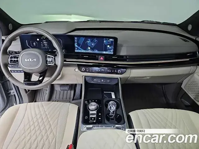 Kia Carnival 2024 — Фото 8/17