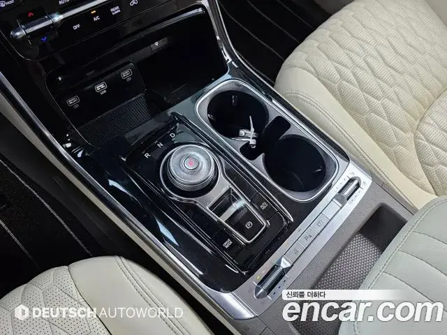 Kia Carnival 2022 — Фото 8/20