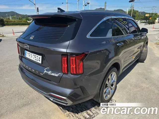 Kia Sorento 2020 — Фото 5/18