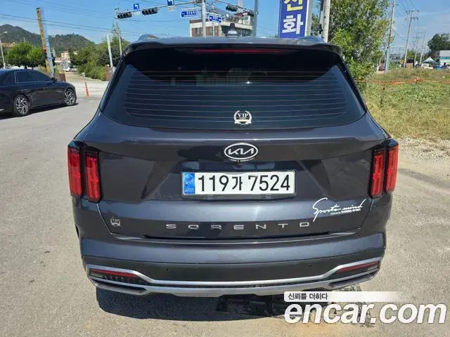 Kia Sorento 2020 — Фото 6/18