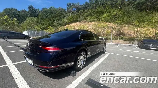 Genesis G90 2022 — Фото 1/20